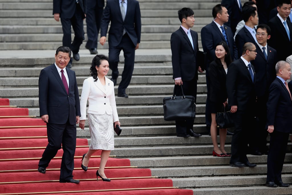 In a Sea of Dark Looks, Peng Is the Confident Style Stunner