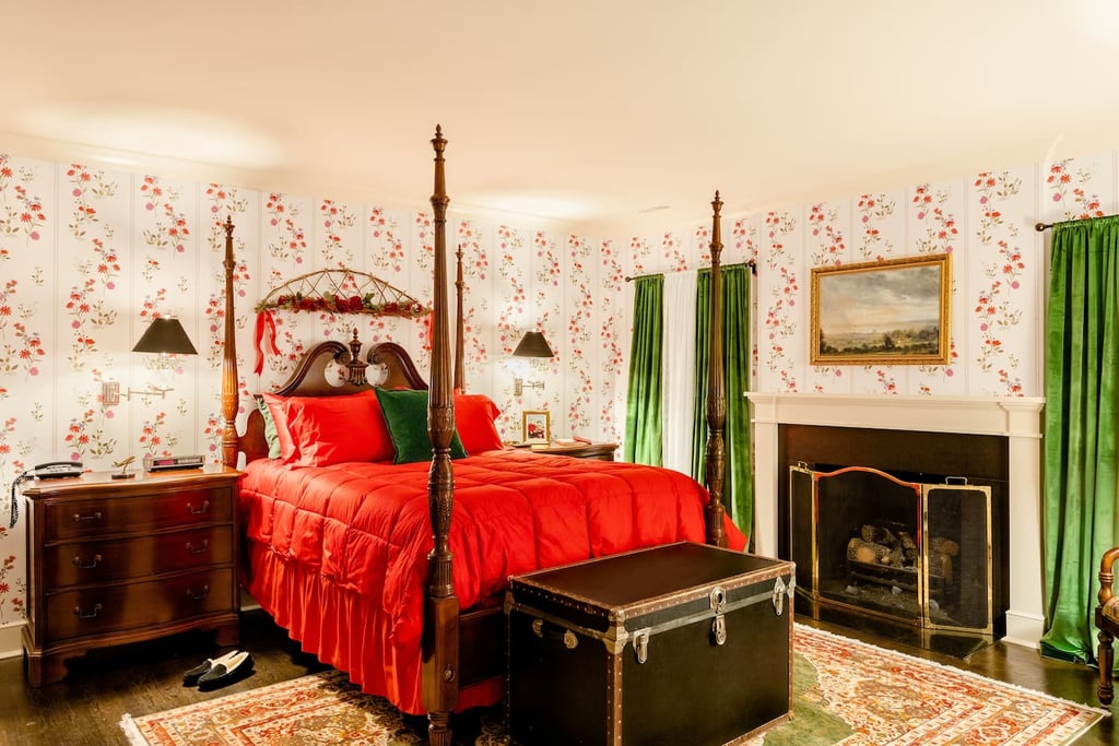 Book a Stay at the Home Alone House Airbnb POPSUGAR Family Photo 7