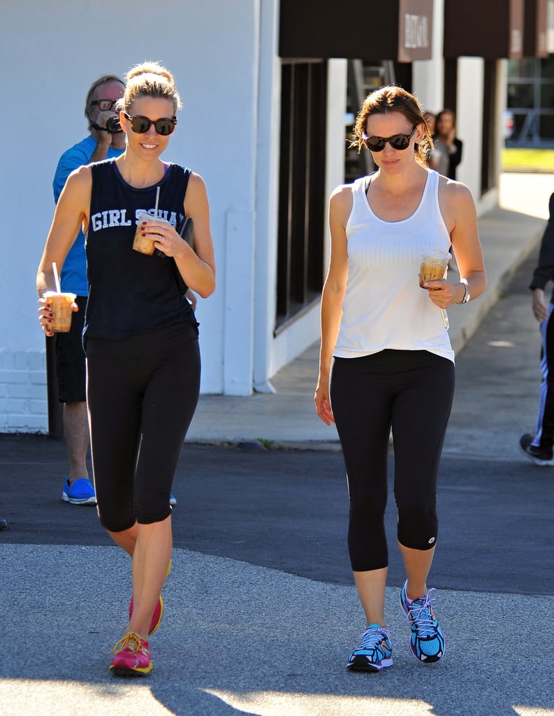 Jennifer Garner Out in LA November 2015 | Pictures