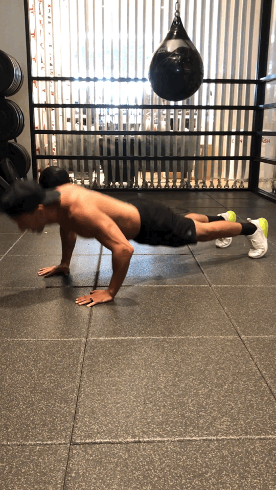 Combat Burpee: 30 Seconds