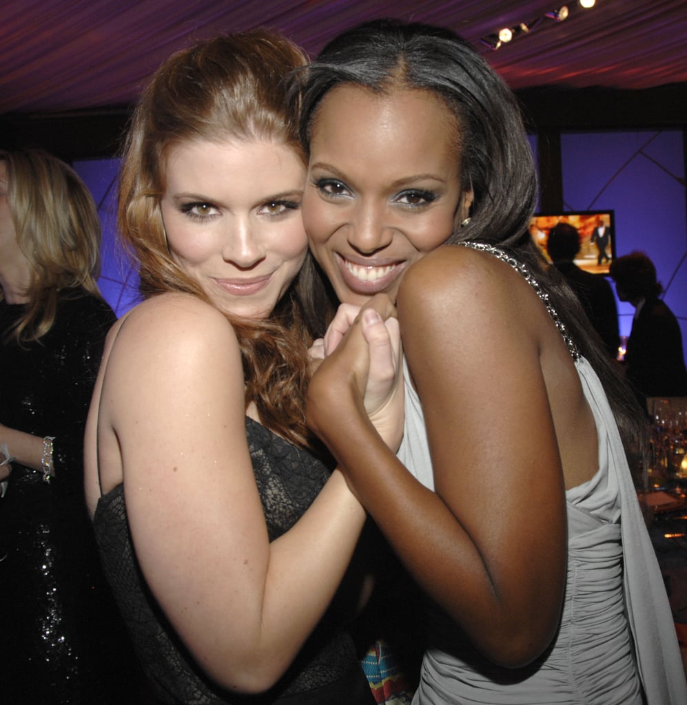 She shared a sweet moment with Kate Mara at a Golden Globes afterparty in 2007.