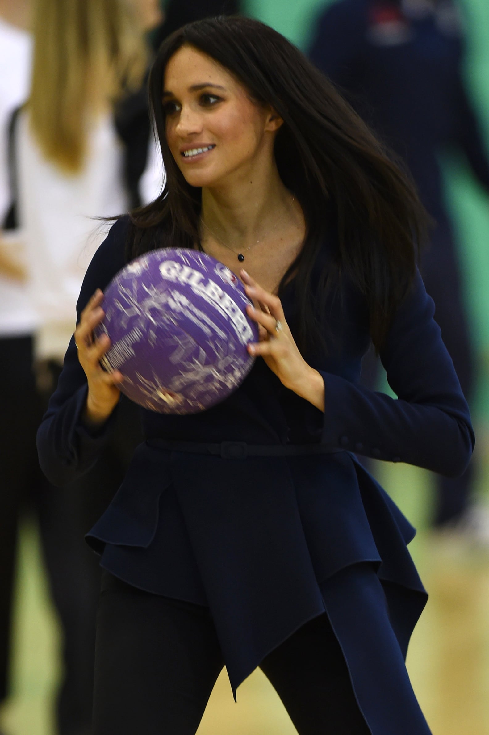 Meghan Markle Shell Necklace September 2018 | PS Fashion