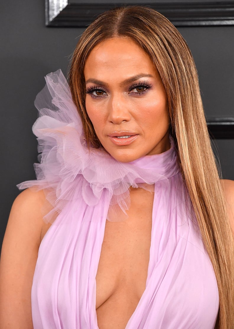 LOS ANGELES, CA - FEBRUARY 12:  Jennifer Lopez arrives at the 59th GRAMMY Awards on February 12, 2017 in Los Angeles, California.  (Photo by Steve Granitz/WireImage)