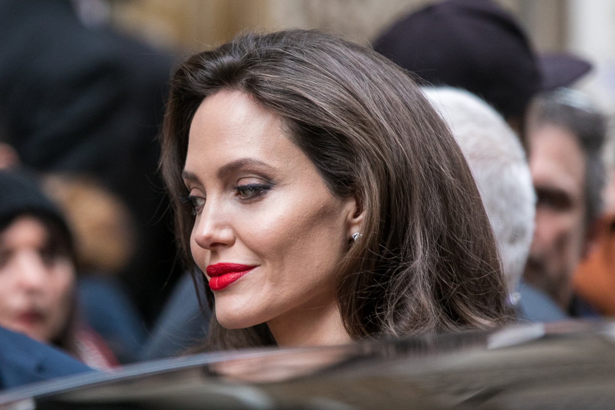 Angelina Jolie's Bag Louis Vuitton Cabas Mezzo 