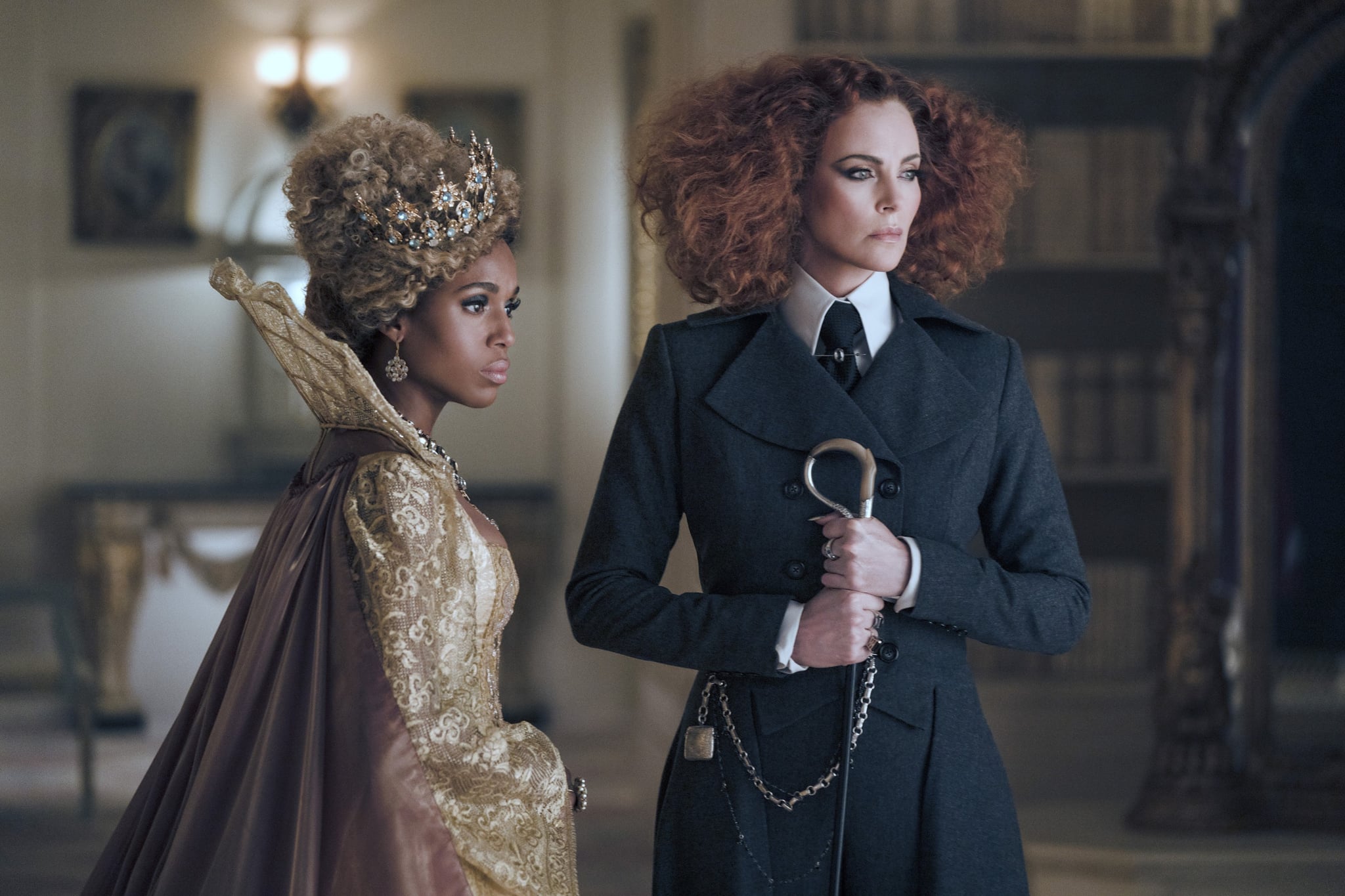 THE SCHOOL FOR GOOD AND EVIL, from left: Kerry Washington, Charlize Theron, 2022.  ph: Helen Sloan / Netflix /Courtesy Everett Collection