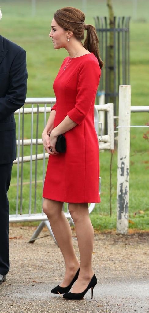 Pregnant Kate Middleton in Norwich in Nov. 2014 | Photos