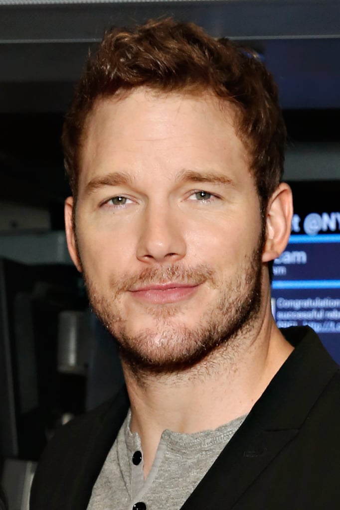 Chris Pratt Smirks | Pictures