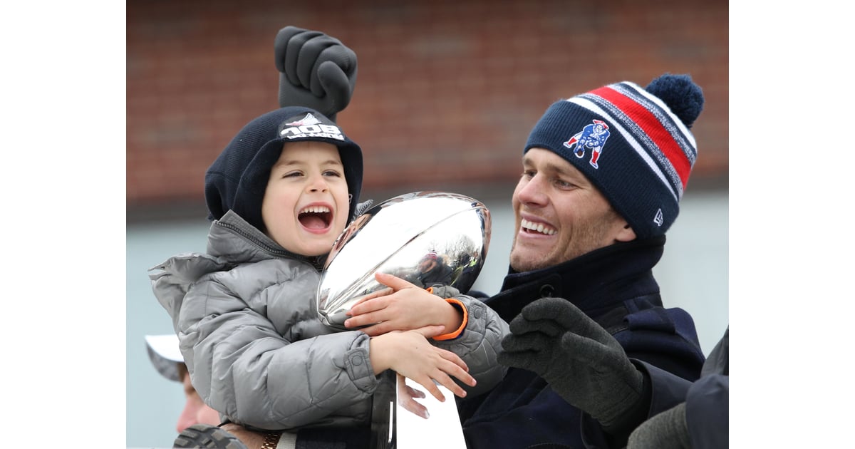 Tom Brady and Kids at Super Bowl Parade 2015 | POPSUGAR ...