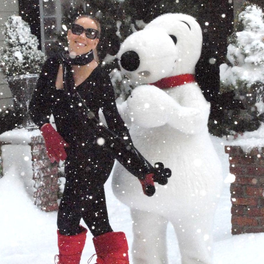 Mariah Carey shared a photo of fake snow from warm and sunny LA in December 2011.
Source: Twitter user MariahCarey
