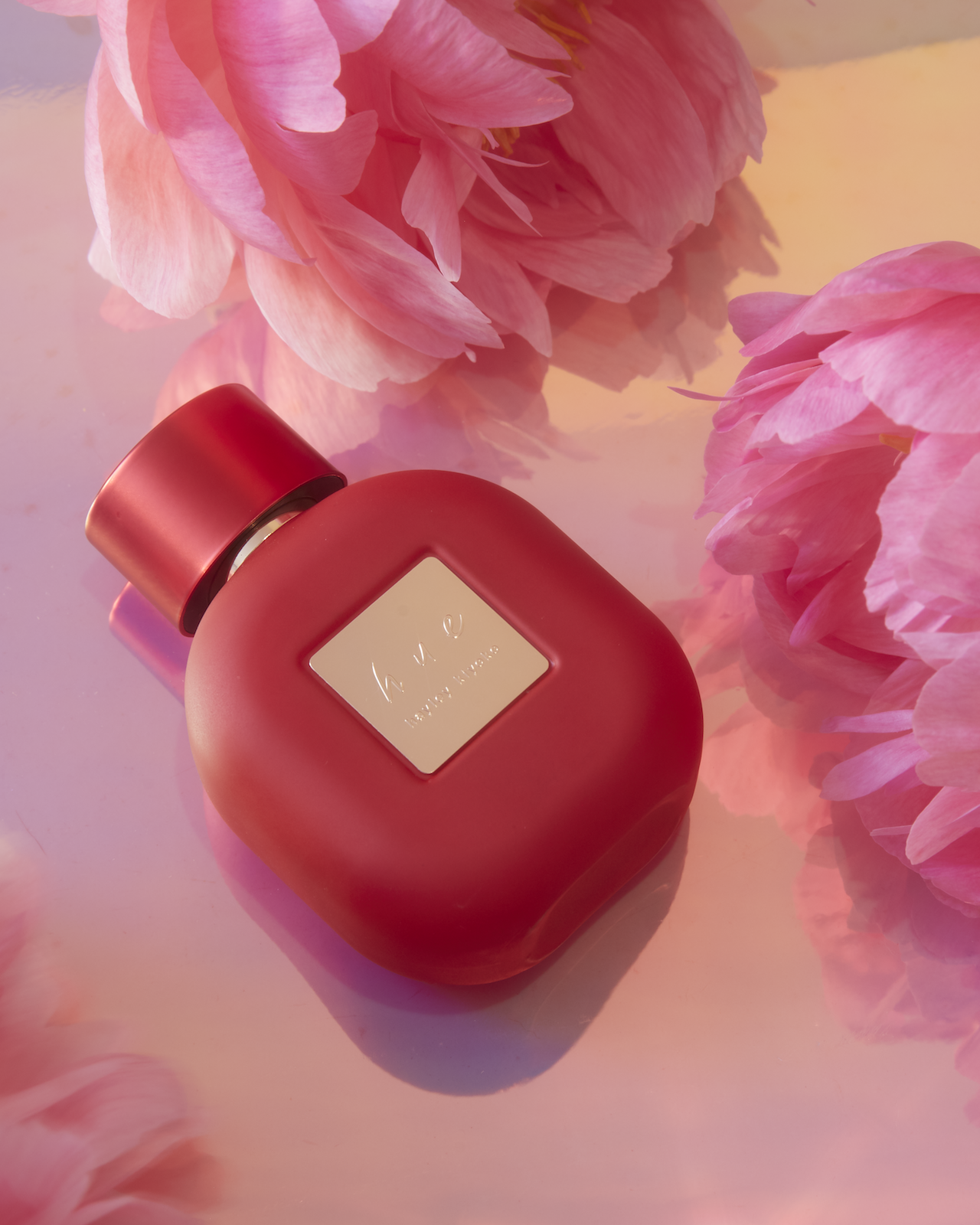 Hayley kiyoko fragrance 2025