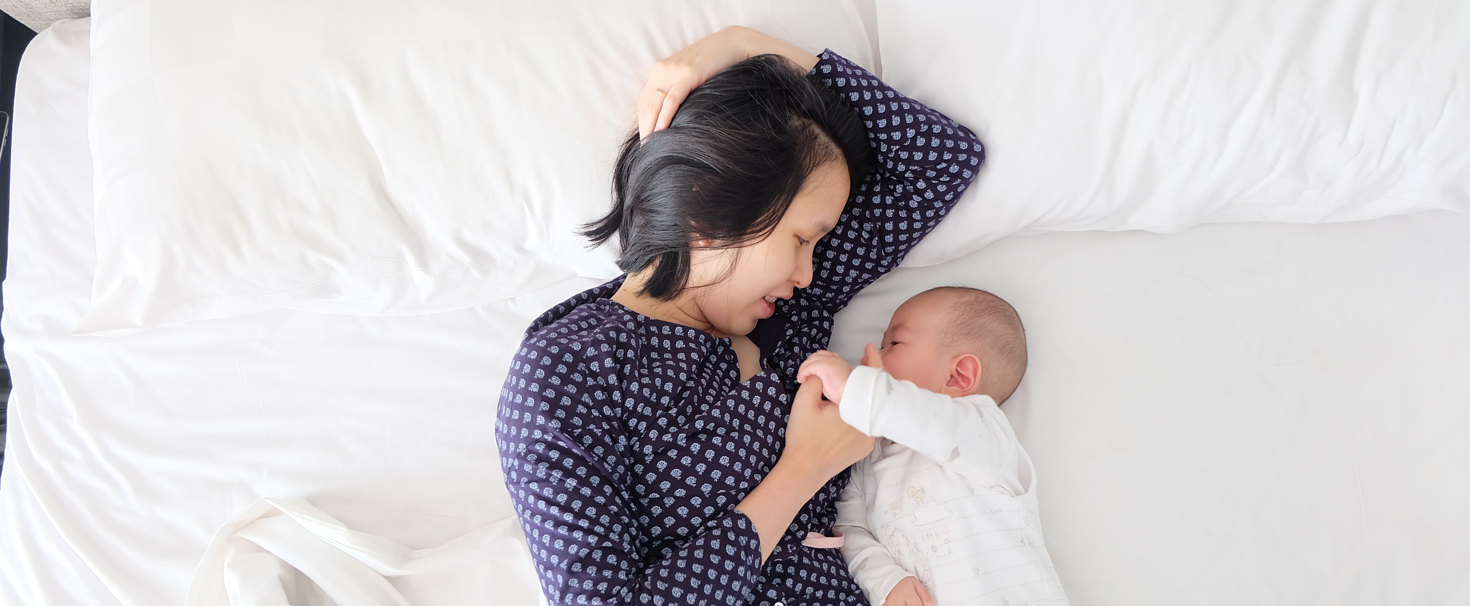 How many calories should a breastfeeding mom eat to stay healthy and keep her supply up?