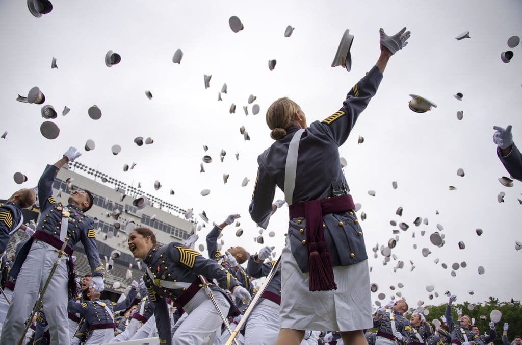 Cap Confetti