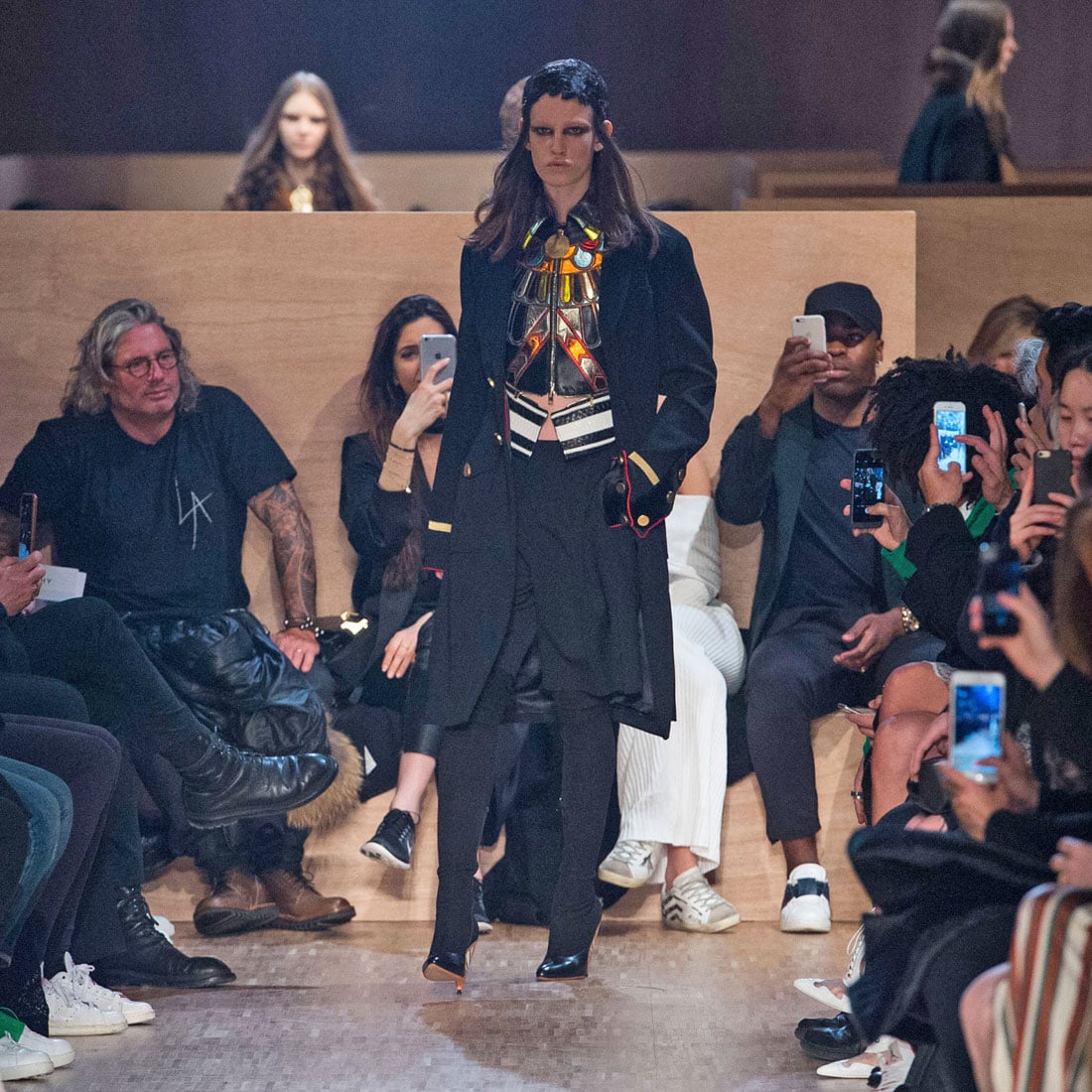 Givenchy Fall 2016 Runway | PS Fashion