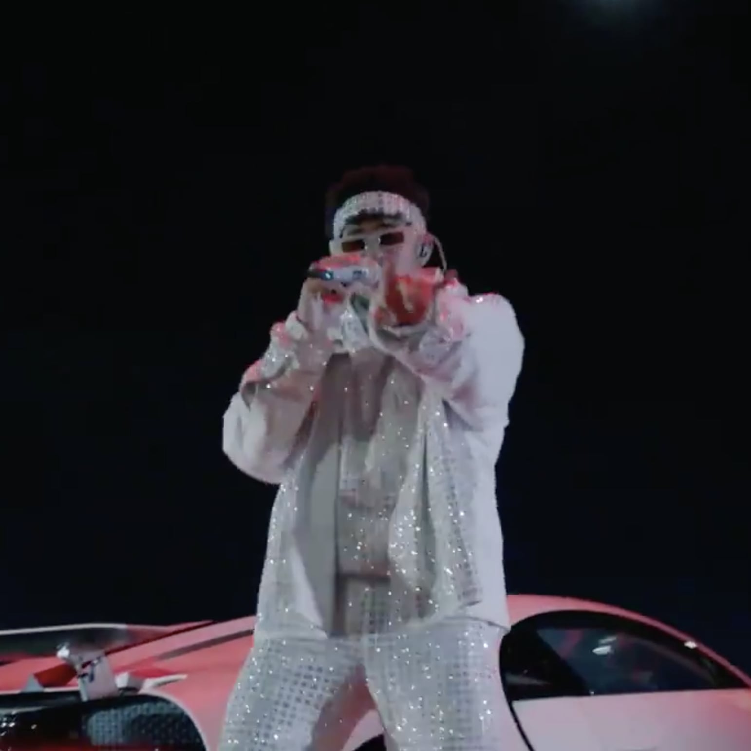 Watch Bad Bunny S Performance At The 2020 Latin Grammys Popsugar Entertainment Uk
