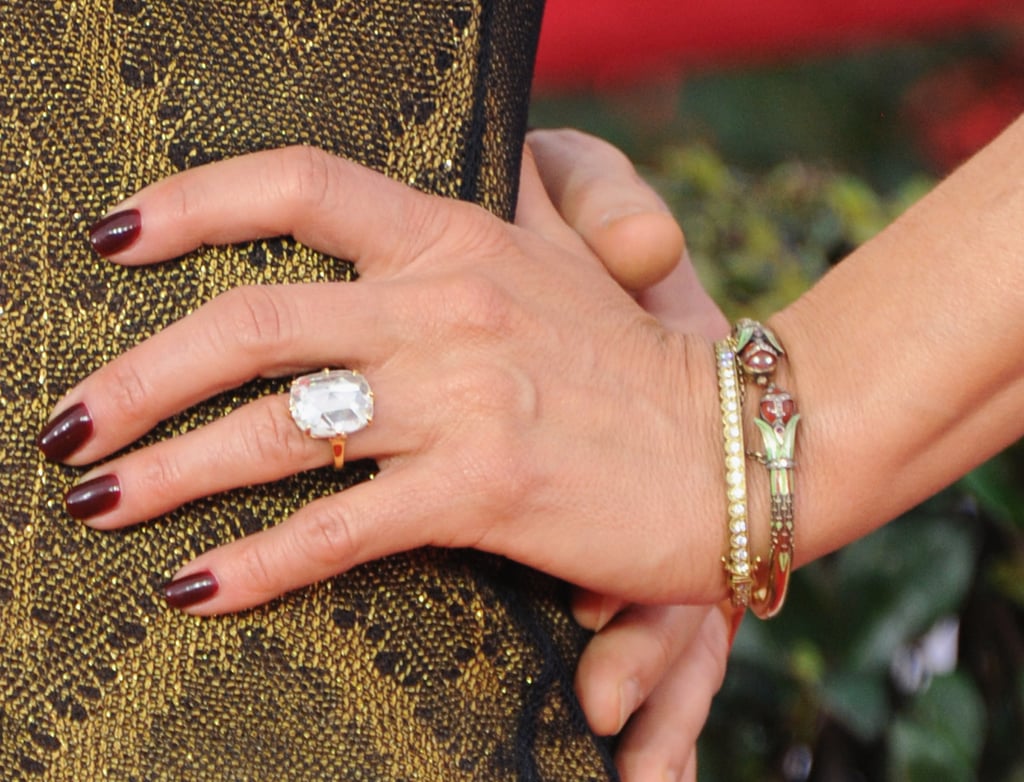 Jennifer Aniston was a vision in gold, and her Fred Leighton won't let us forget it.