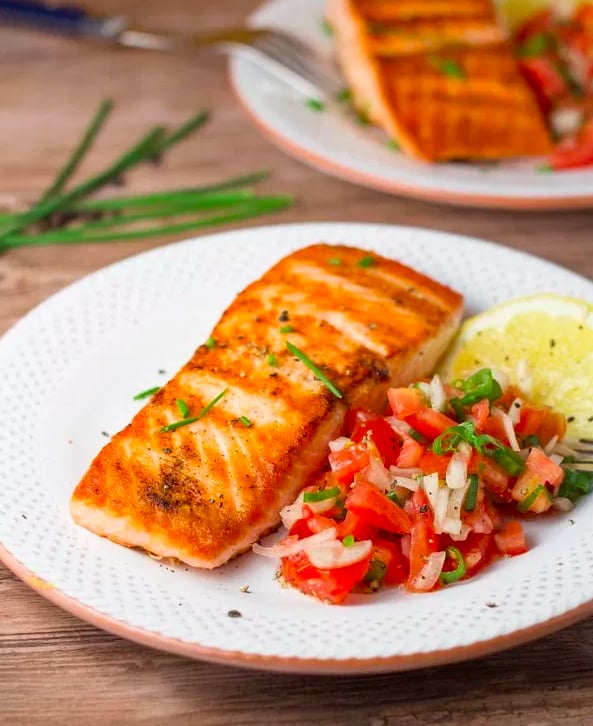 Pan Grilled Salmon With Tomato Salsa