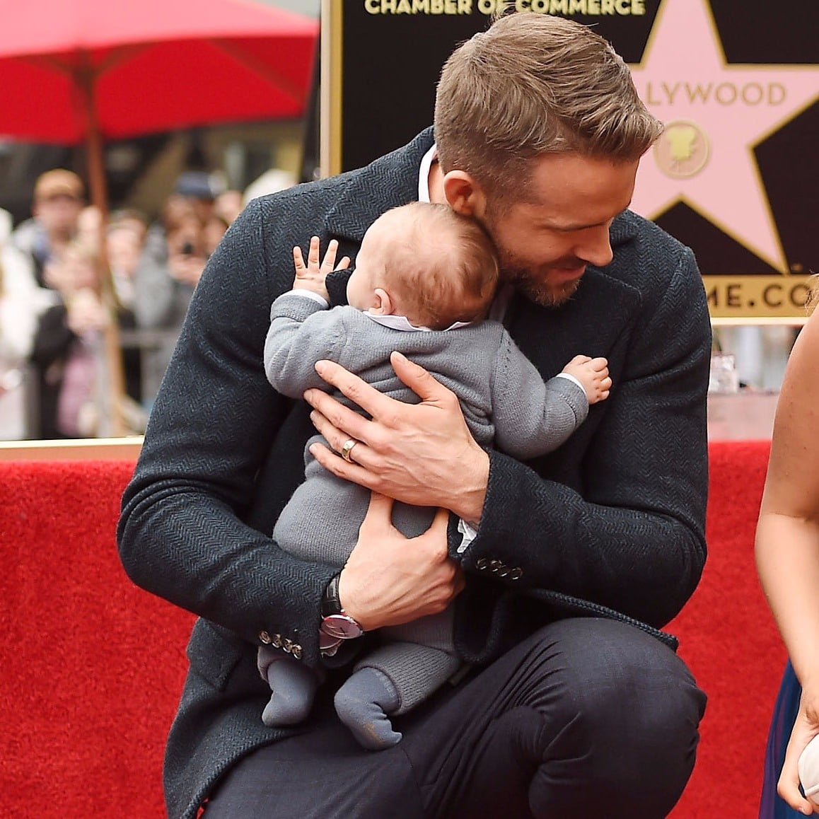 Pin on Ryan Reynolds hot family man