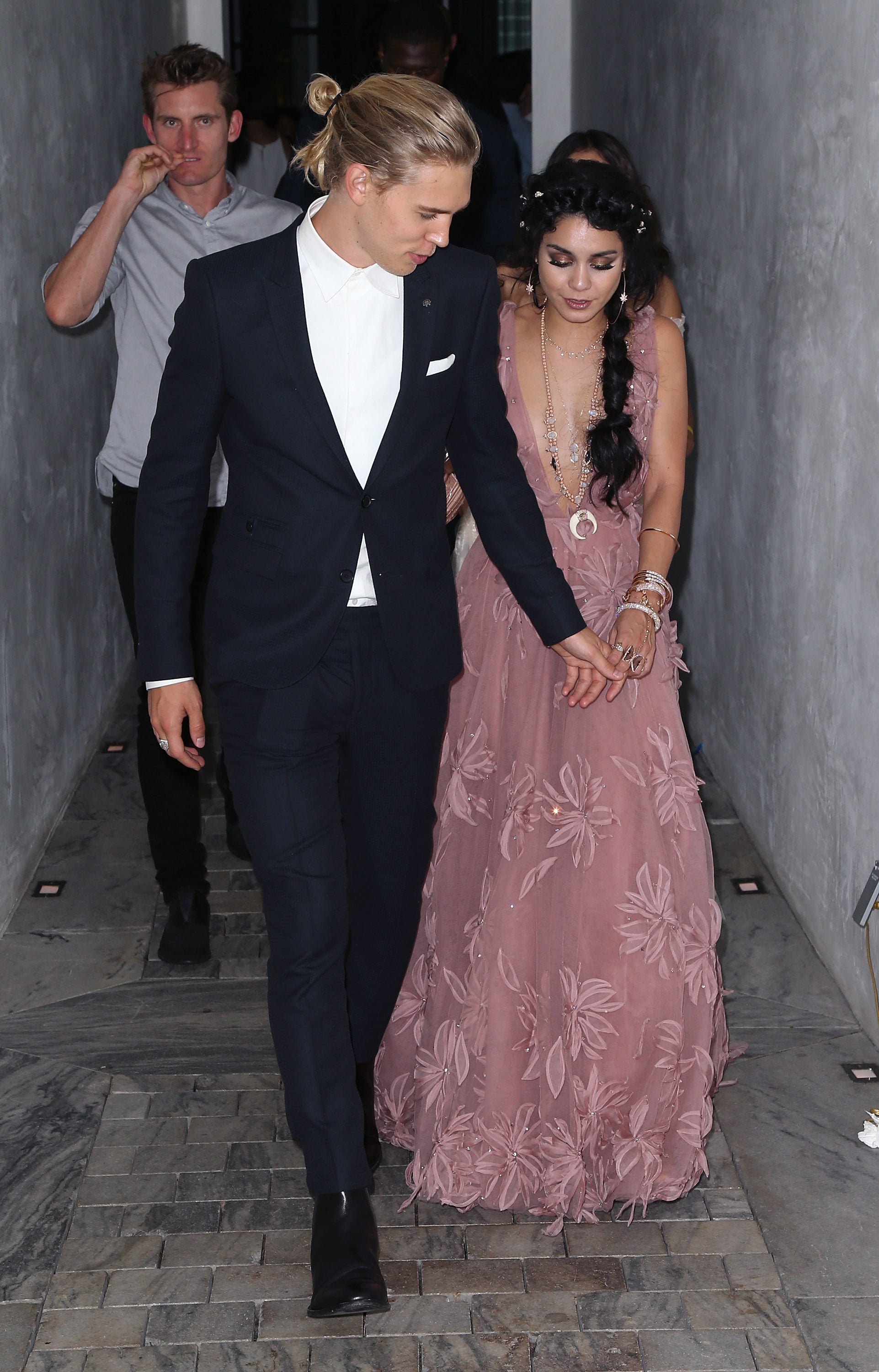 Austin Butler And Vanessa Hudgens Go Inside The Star Studded Vmas Afterparties Popsugar Celebrity Photo 31