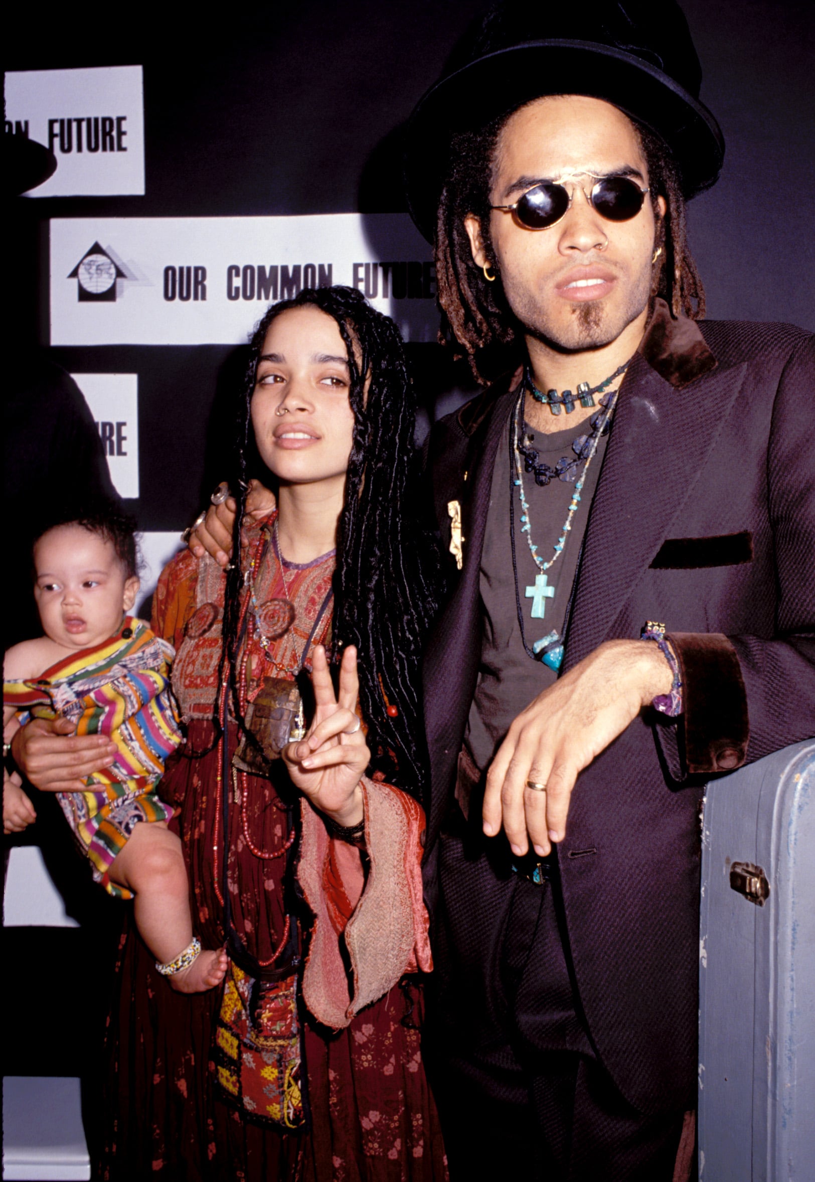  Em 1989, Lenny e Lisa trouxeram uma Zoë de então-1 anos de idade para uma conferência de imprensa em NYC.