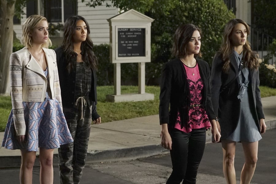 Timeline of the Night Alison Disappears Pretty Little Liars