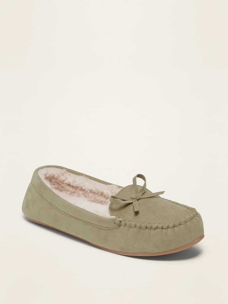 Old Navy Faux-Suede Faux Fur-Lined Moccasin Slippers 