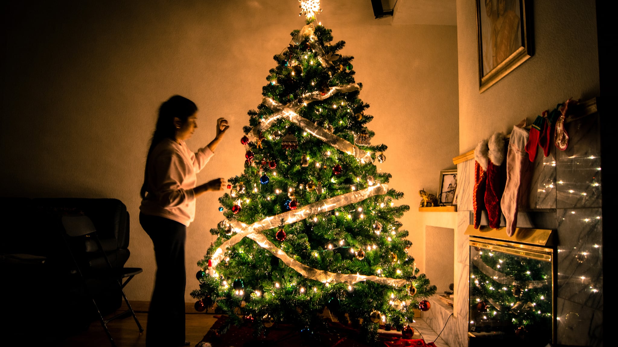 Christmas Decorating Earlier Makes You Happier | POPSUGAR UK Parenting