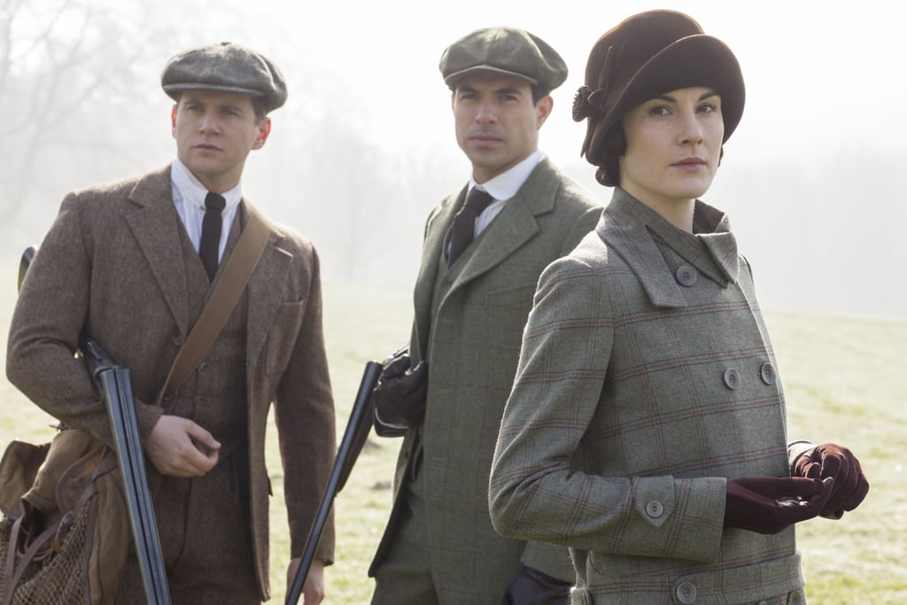 Tom Branson (Allen Leech), Lord Gillingham (Anthony Foyle), and Lady Mary (Michelle Dockery) go hunting.