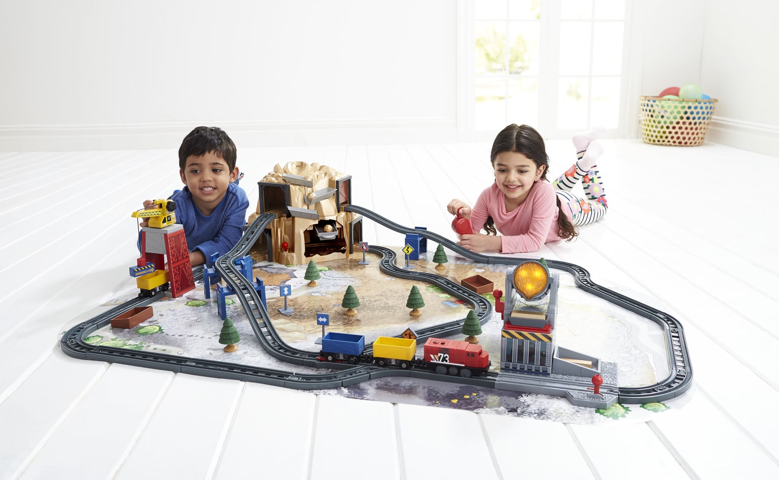 Toys R Us Best Toys of 2017 POPSUGAR Family