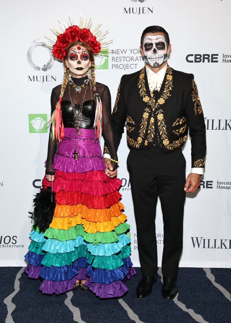 Iconic Couples' Halloween Costume: Kelly Ripa and Mark Consuelos