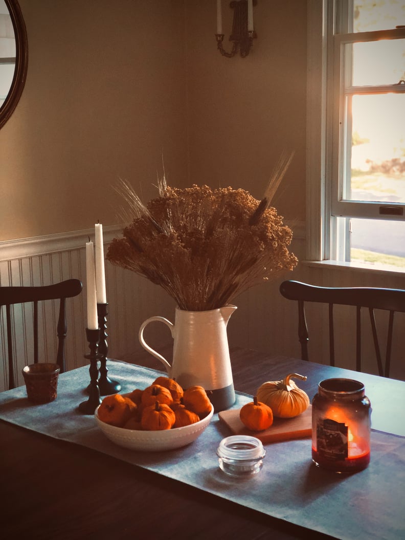 Fall Tablescape iPhone Wallpaper