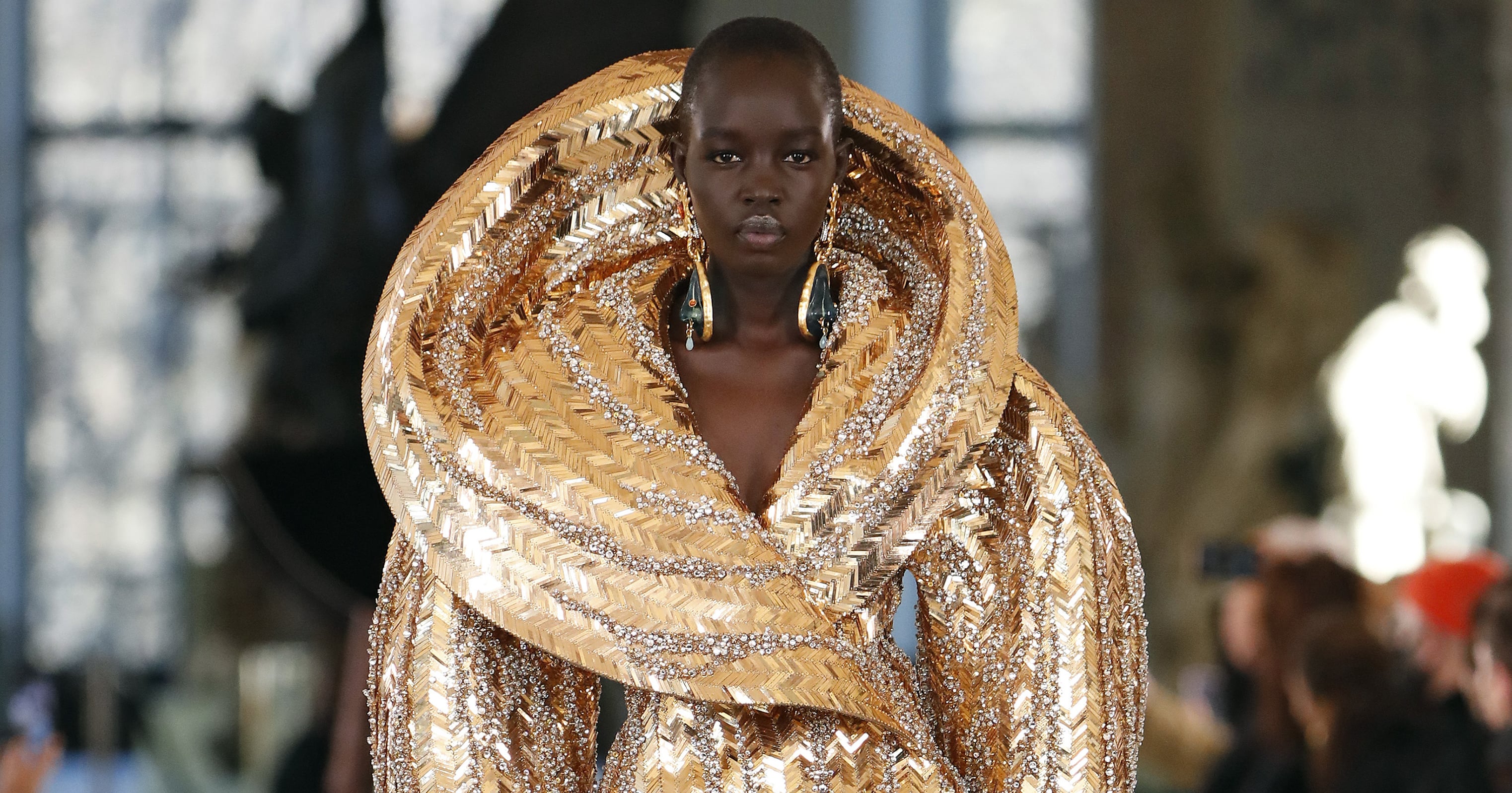 Schiaparelli Spring 2022 Couture Show Pictures and Recap | POPSUGAR Fashion