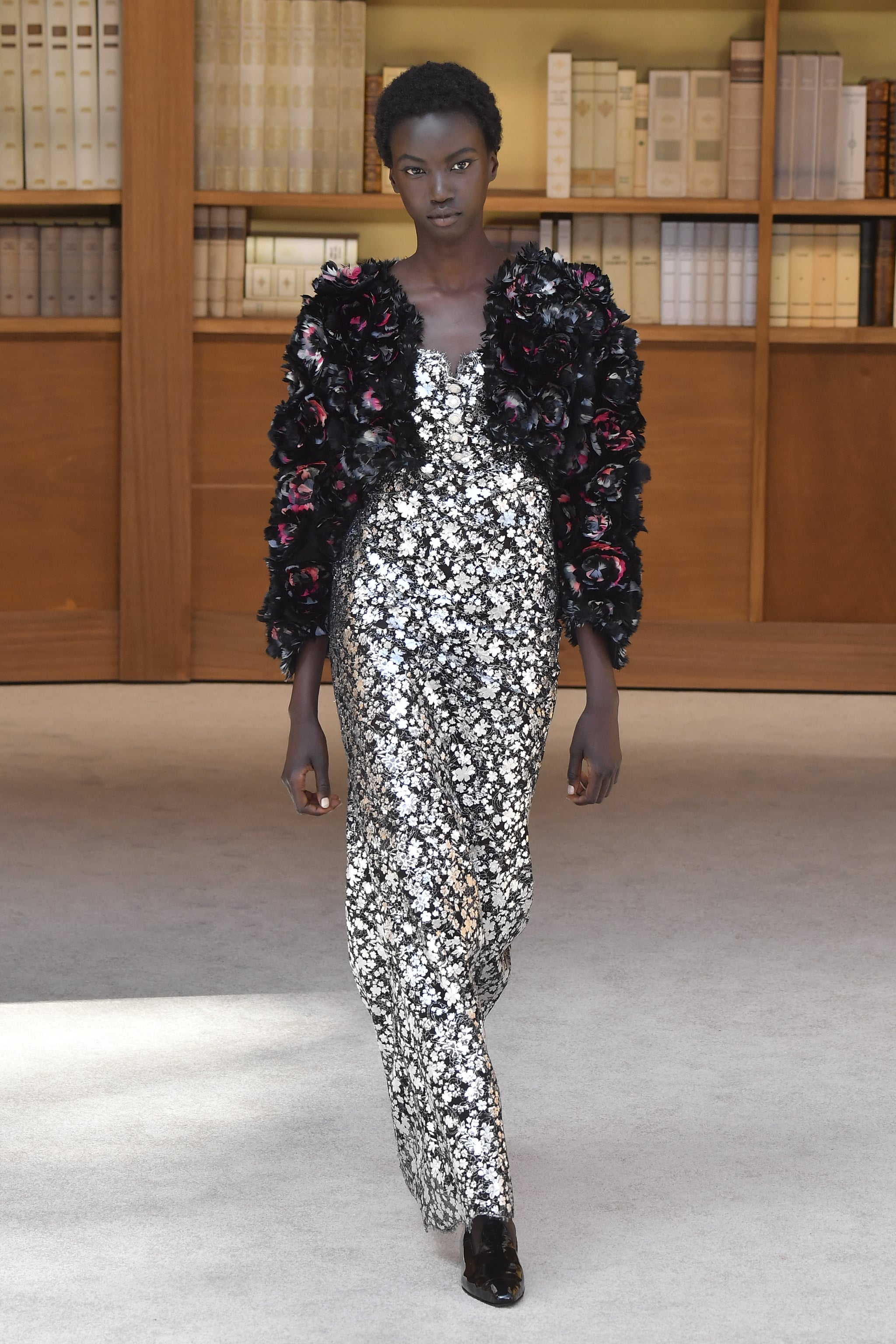 Margot Robbie's Chanel Dress at the 2021 Oscars | POPSUGAR Fashion