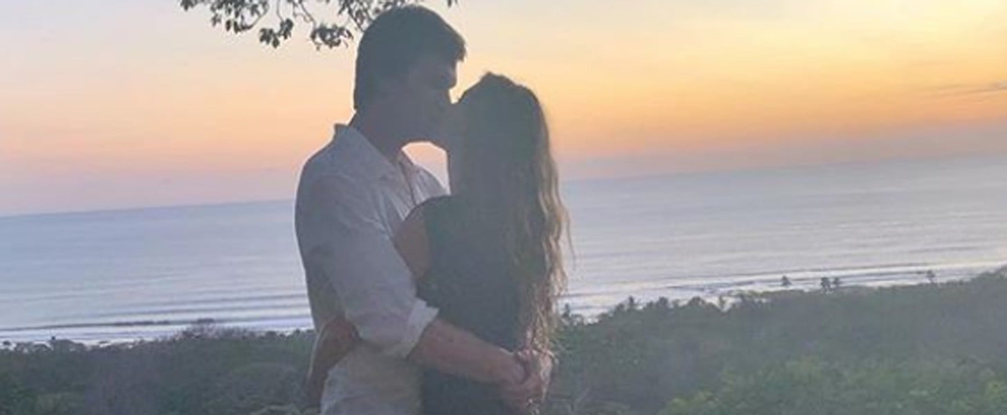 Tom Brady, Gisele Bundchen Kiss in Costa Rica After Super Bowl Loss