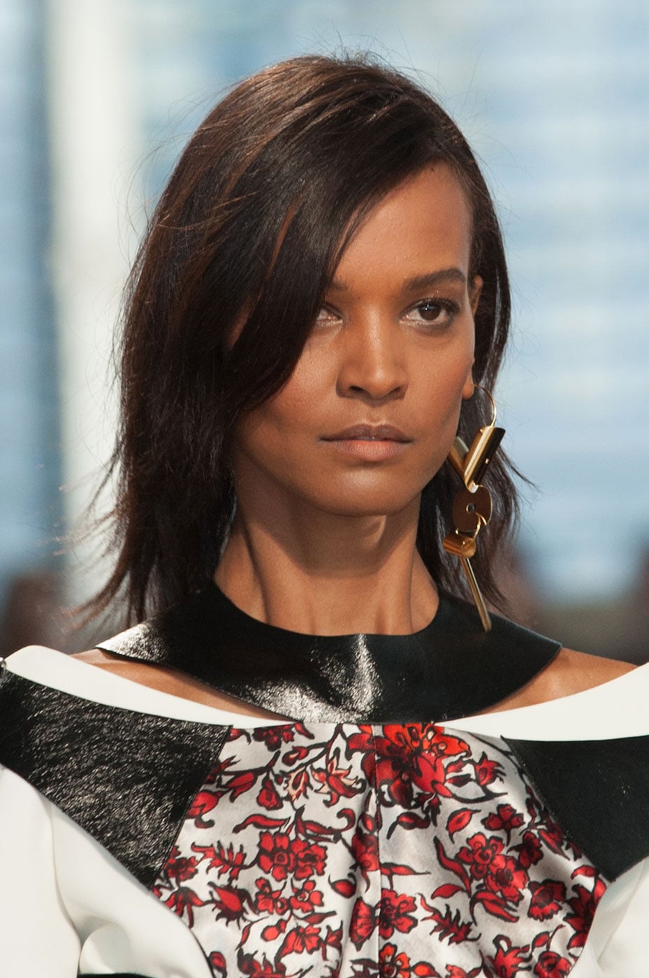 Louis Vuitton Fall 2014, Get Schooled in French: Every Beauty Look From  Paris Fashion Week