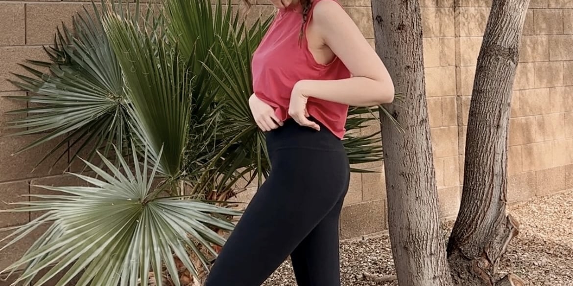 Carbon38 Review: Botanica Collection Lace Up Twisted Seam Legging + Lace Up  Back Bra - Schimiggy Reviews