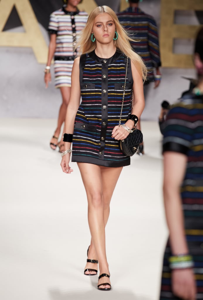 Chanel's SS22 Show Was a Throwback to the '90s Runway