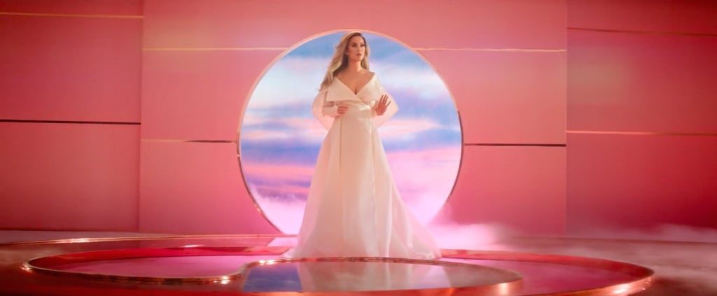 Katy Perry's Maternity Style in the "Never Worn White" Video