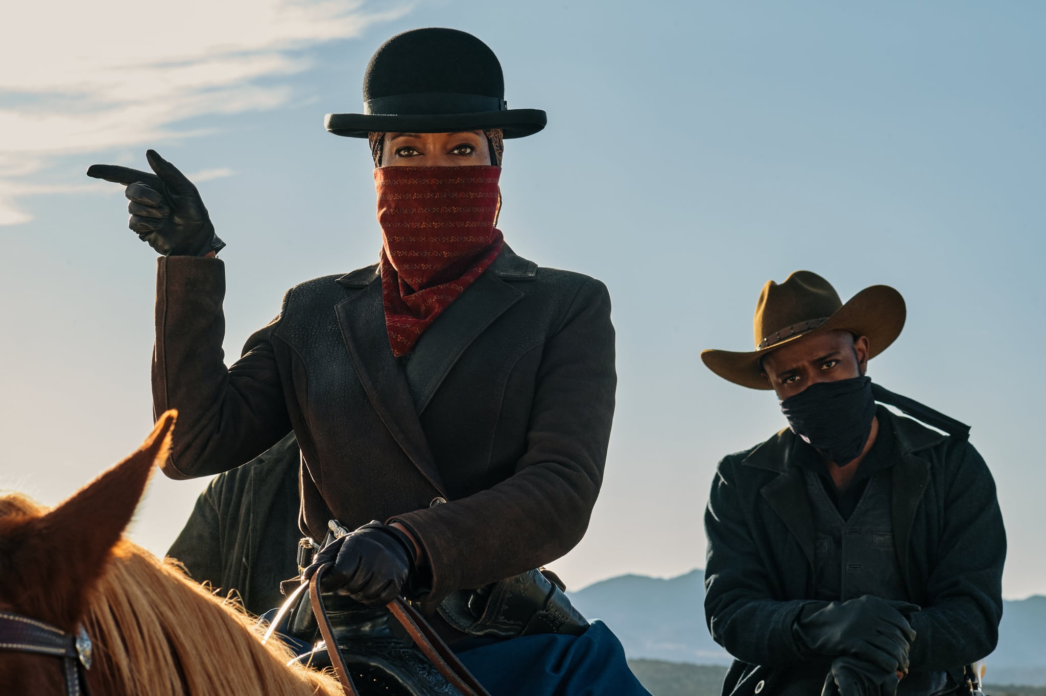 THE HARDER THEY FALL: REGINA KING as TRUDY SMITH and LAKEITH STANFIELD as CHEROKEE BILL in THE HARDER THEY FALL Cr. DAVID LEE/NETFLIX © 2021