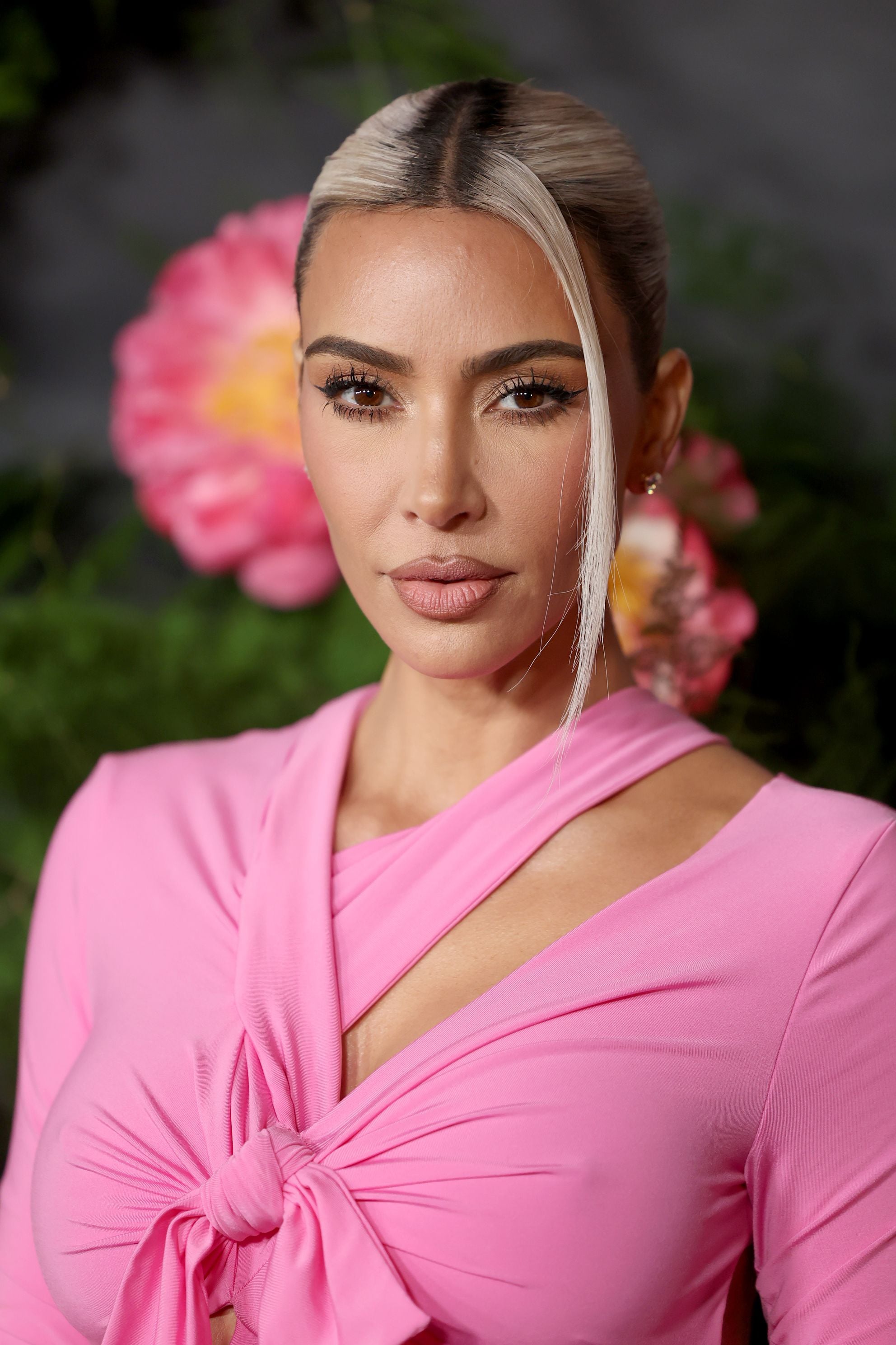 WEST HOLLYWOOD, CALIFORNIA - NOVEMBER 12: Kim Kardashian attends the 2022 Baby2Baby Gala presented by Paul Mitchell at Pacific Design Center on November 12, 2022 in West Hollywood, California. (Photo by Phillip Faraone/Getty Images for Baby2Baby)