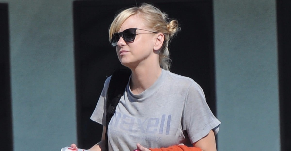 Anna Faris Out Without Wedding Ring September 2017 POPSUGAR Celebrity