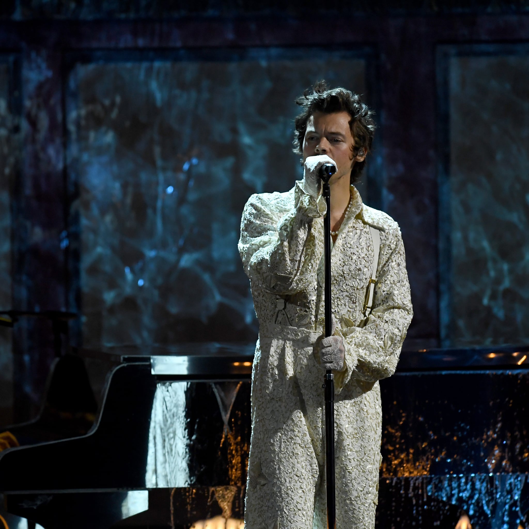 Harry Styles S Performance At The Brit Awards Video Popsugar Entertainment