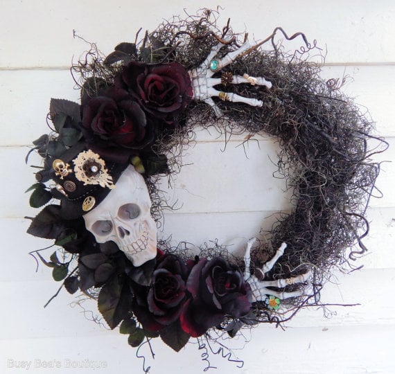 creepy-chic wreath