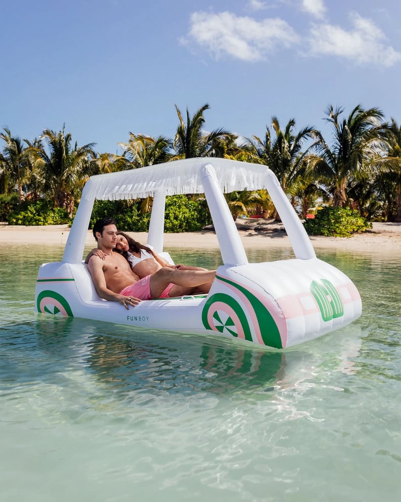 Country-Club Vibes: Funboy Golf Cart Float
