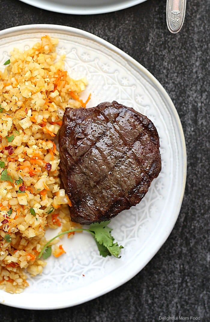 Whole30 Top Sirloin Steak With Zesty Cauliflower Rice