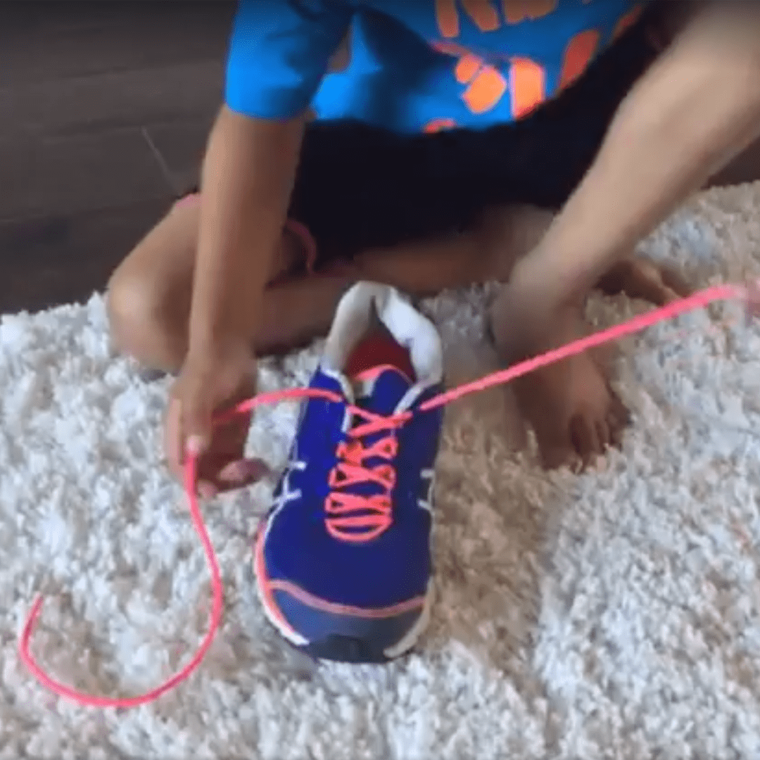 Easy Video To Teach Kids To Tie Their Shoes Popsugar Family