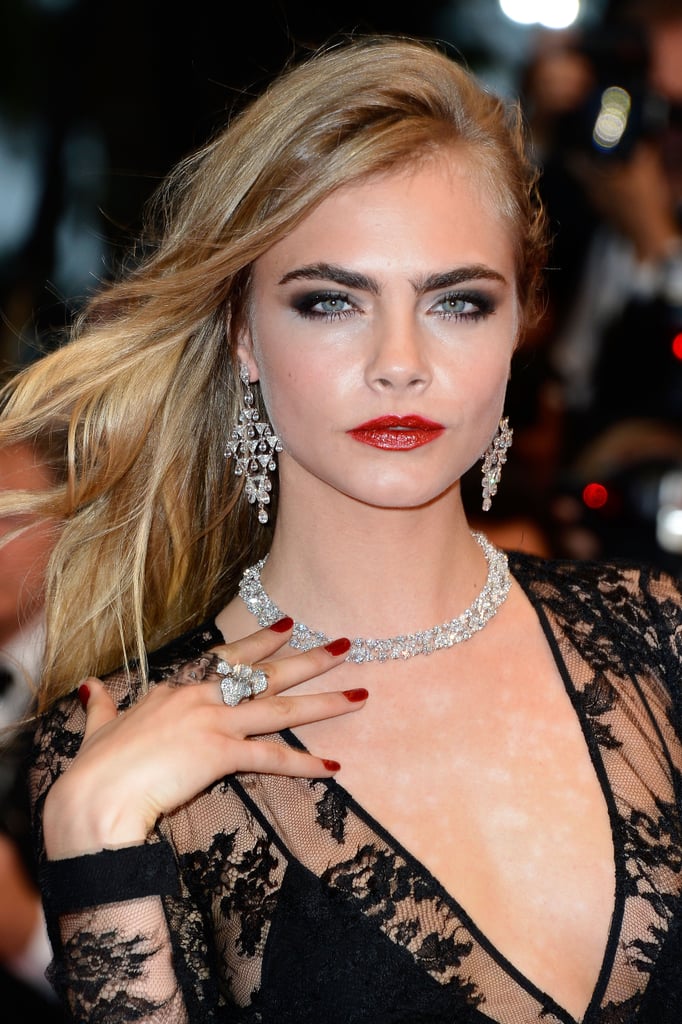 Sexy Cara Delevingne Pictures