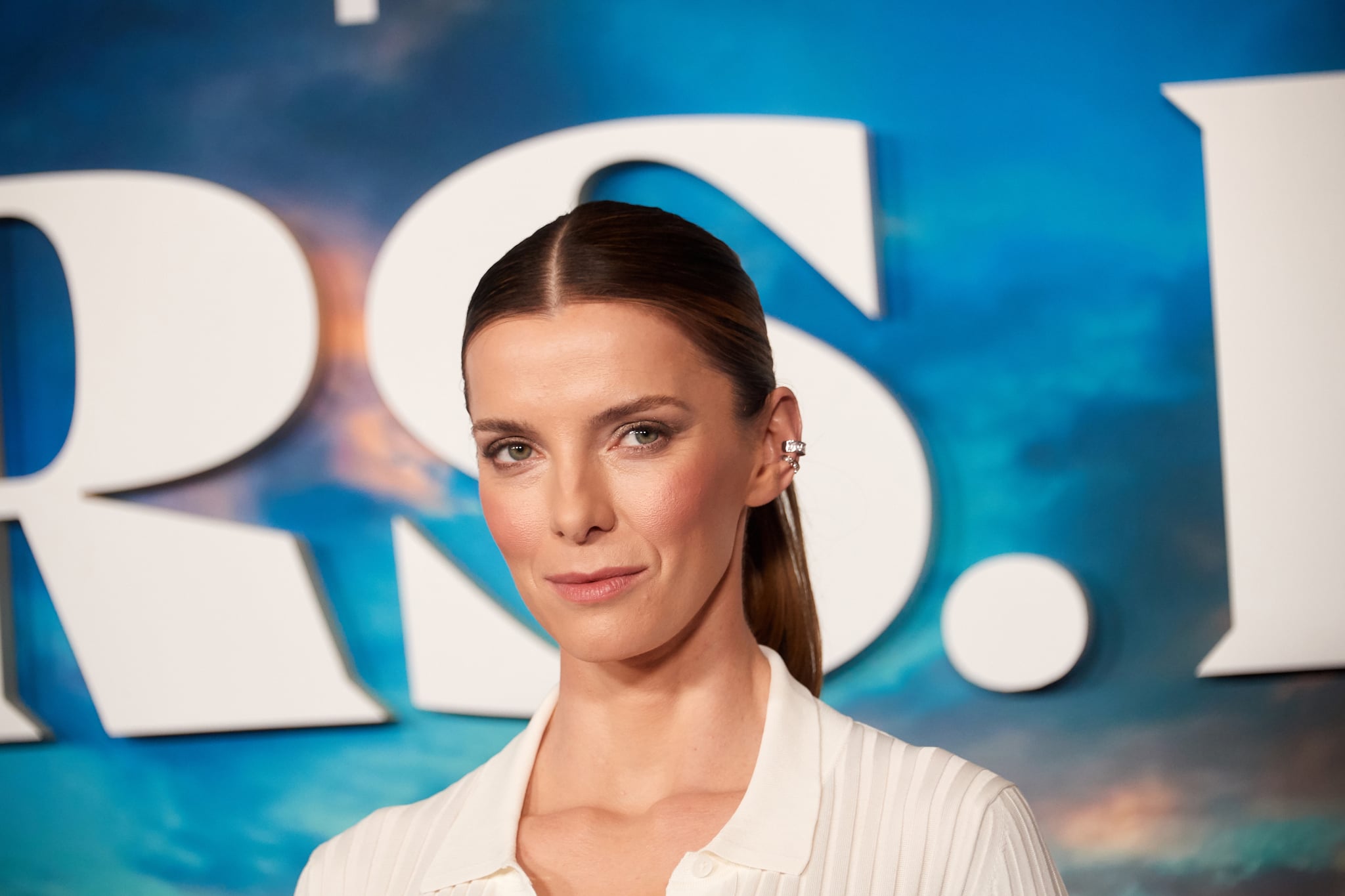 Betty gilpin cosmo