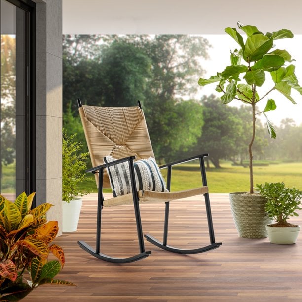 一把摇椅:更好的房屋和花园文图拉户外钢摇椅