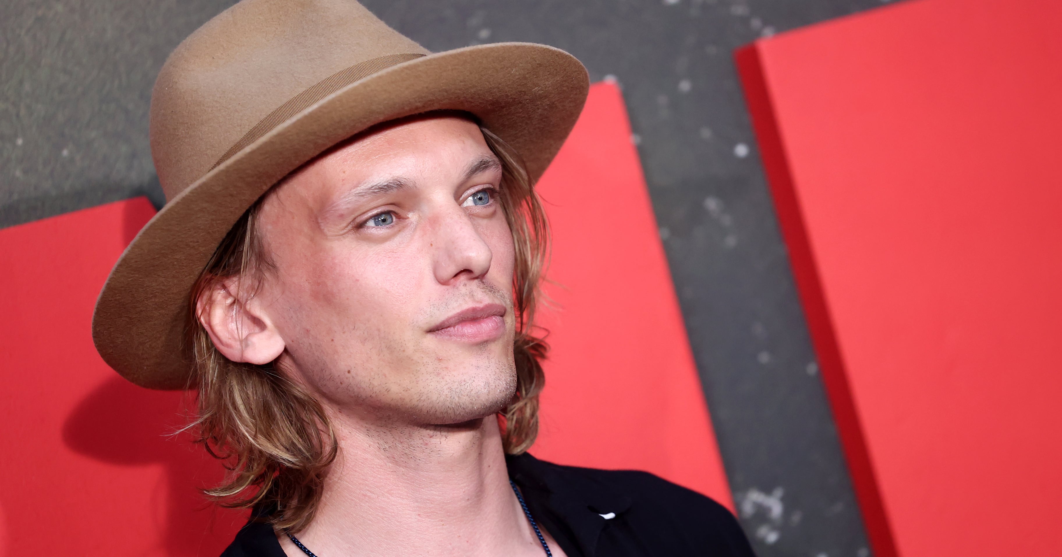 jamie campbell sportscaster net worth - Ilustrasi 2
