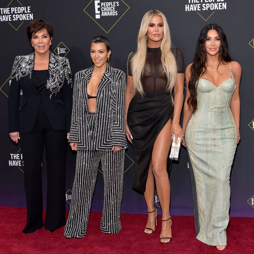 Kim Kardashian Interrupts Kourtney at People's Choice Awards